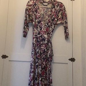 Diane Von Furstenberg Vintage 70’s-80’s Classic Wrap Around Dress size 8/10